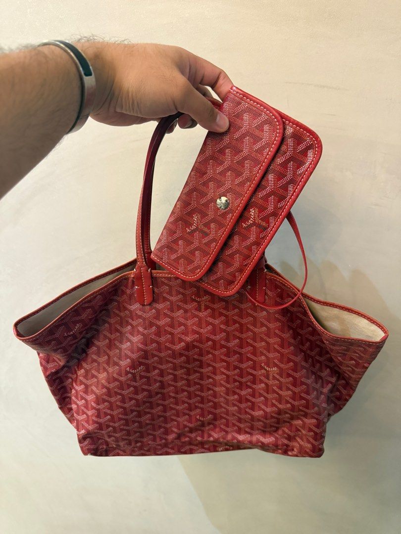 Goyard St Louis PM Tote (Category: Luxury Bags & Wallets) located in Consolacion. Submitted by corbo1027 (Listing ID 1390010432, Image 3). Description: Goyard St Louis Pm Tote Slightly Used Comes with Dustbag and Paperbag Complete tags.