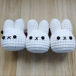 (Category: ) located in . Submitted by craftiesmoola (Listing ID 1389908744, Image 1). Description: .