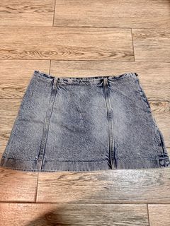 (Category: ) located in . Submitted by by.e. (Listing ID 1390022161, Image 1). Description: .