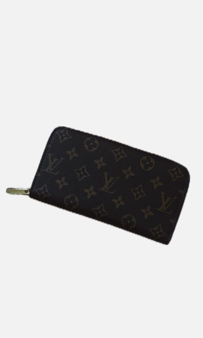 Louis vuitton LV long wallet (Category: Wallets & Card holders) located in Binan City. Submitted by mscocobutter (Listing ID 1389862051, Image 1). Description: Louis vuitton long wallet 📌not og 📌with box 📌rfs: declutterring .