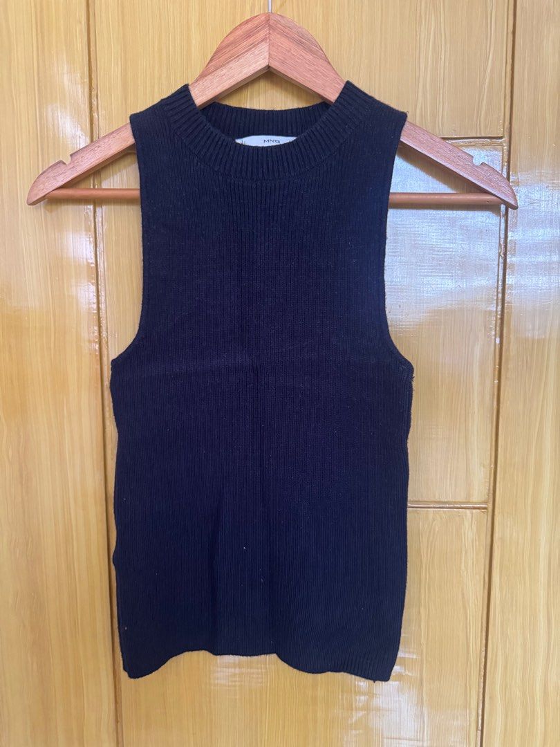 Mango Knitted Top (Category: Sleeveless) located in Bocaue. Submitted by arnssss (Listing ID 1389864782, Image 3). Description: Used once only.