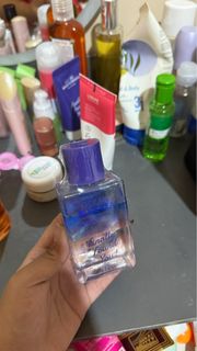 (Kategori: ) berada di . Dikirim oleh preloved.things21 (ID iklan 1390003890, Gambar 1). Deskripsi: .