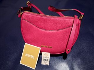 (Kategori: ) berada di . Dikirim oleh laibrandedstore (ID iklan 1390017756, Gambar 1). Deskripsi: .