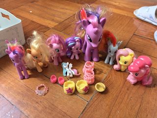 （分類：）位於 。 由 mamasecondhand 提交（商品編號 1389924527，圖片 1）。簡介： 。