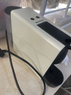 （分類：）位於 。 由 newthrowingstar 提交（商品編號 1389924991，圖片 1）。簡介： 。
