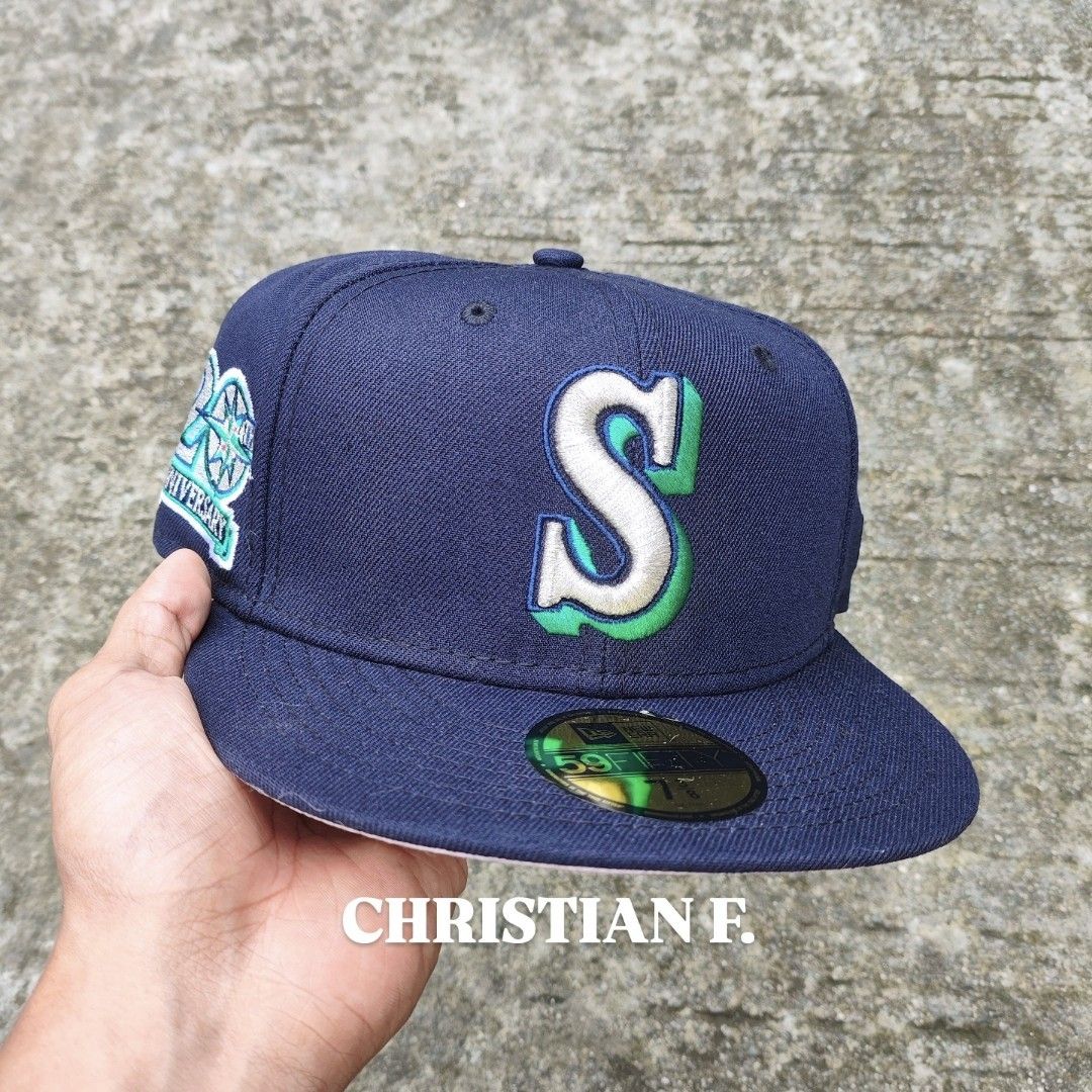 New Era Seattle Mariners 20th Anniversary Silver Prime (Category: Caps & Hats) located in Rizal. Submitted by chris_stuffs (Listing ID 1389915318, Image 1). Description: New Era Seattle Mariners 20th Anniversary Silver Prime Edition 59fifty size 7 3/8 brandnew ₱2,500 only loc: San Mateo, Rizal.