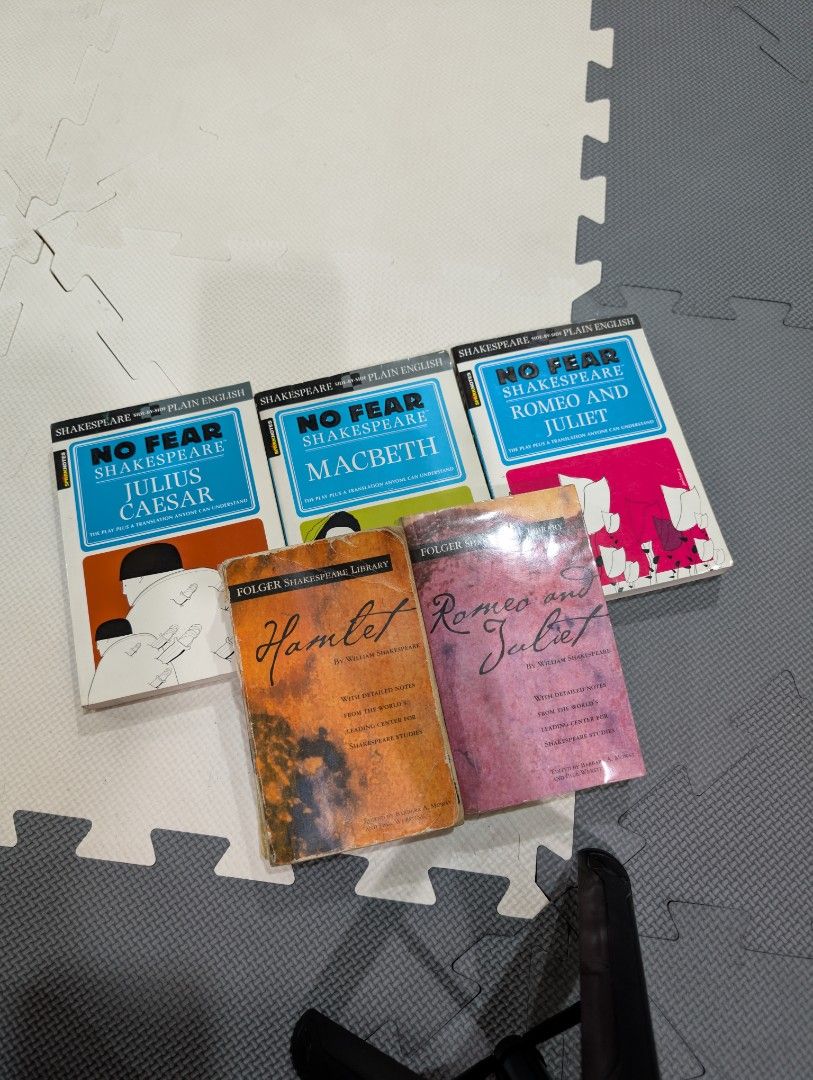 NO FEAR Shakespeare Romeo and Juliet Macbeth Julius Caesar Folger