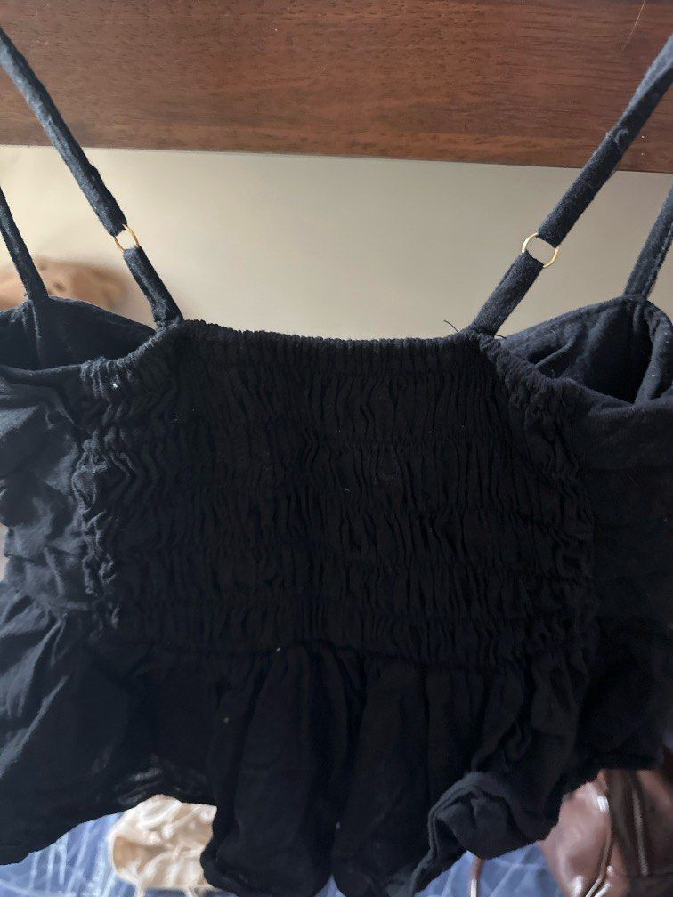 Peplum top (Category: Sleeveless) located in Makati City. Submitted by rocycle (Listing ID 1389896426, Image 2). Description: Peplum top just need steaming.