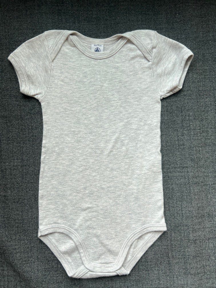 Petit Bateau Grey Bodysuit 36m (Category: Babies & Kids Fashion) located in Makati City. Submitted by cconate (Listing ID 1389853555, Image 1). Description: .
