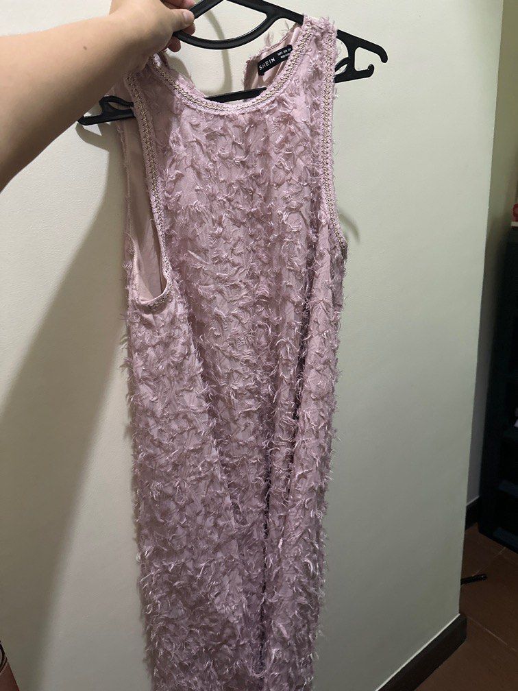 Pink dress (Category: Dresses) located in Makati City. Submitted by rocycle (Listing ID 1389904195, Image 1). Description: Dress pink S-L.