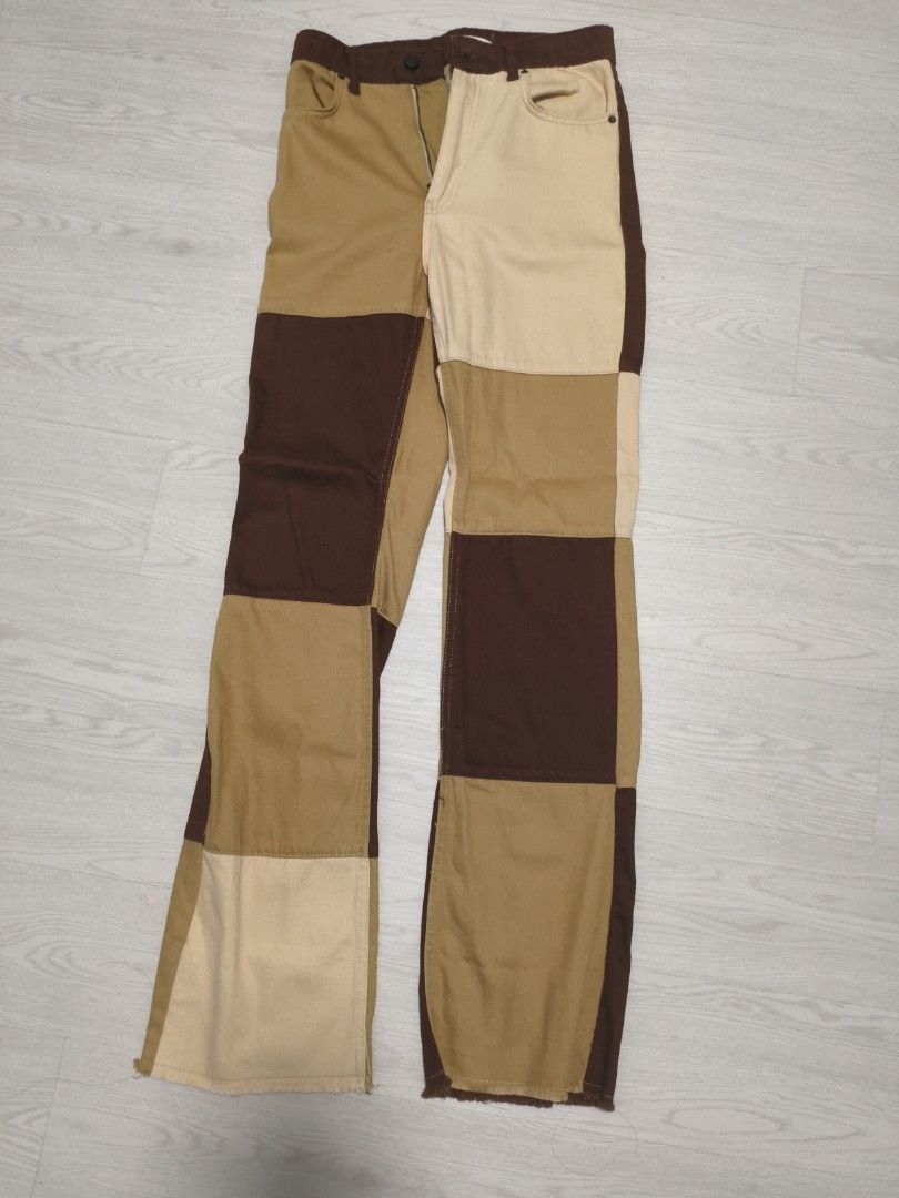 Pull&Bear patchwork brown denim jeans (Category: Jeans & Leggings) located in Singapore. Submitted by felilicia (Listing ID 1389979608, Image 1). Description: - Pull&Bear patchwork jeans - fits S to M - Colour scheme: Brown, beige, and tan - Condition: Great, no flaws - Adds a pop of colour to your outfit!.