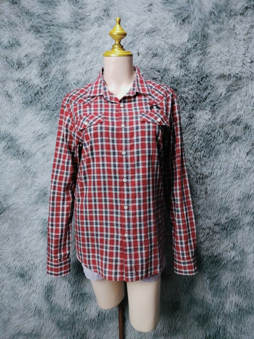 Roar & guns logo checkered long sleeved (Category: Luxury Apparel) located in Rosales. Submitted by simplebyx.ph (Listing ID 1389986644, Image 3). Description: Roar & guns logo checkered long sleeved __________________ Size: medium to semi large Width: 20.5 Length: 28.5 Shoulder: 17.5 Sleeve: 25 (Measured by inches) Issue: (Colors may vary due to lighting) 9/10 | Condition Hand wash & Clean☑ Price: 1250 "See all Slides n Check the Beautiful Piece