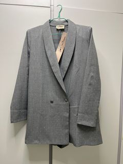 （分類：）位於 。 由 bestbuyerseller128 提交（商品編號 1389904284，圖片 1）。簡介： 。