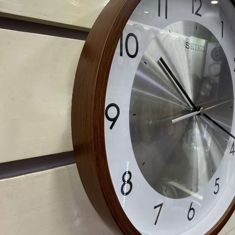 Seiko Wall Clock QXA615B (Category: Clocks) located in Manila. Submitted by seikowatchfactory (Listing ID 1389887532, Image 2). Description: Brand New in Box Authentic Seiko Wall Clock 10/10 Model: QXA615B Price: 3495 pesos Specifications: Case Material: Plastic Analog Display Quartz Movement Quiet Sweep Case Diameter: 30 x 4.5cm Weight: 0.88kg Aluminum Dial Wood Coloured Case AA Battery x 1 Seller is Authorized Dealer of Seiko Watches and Clocks