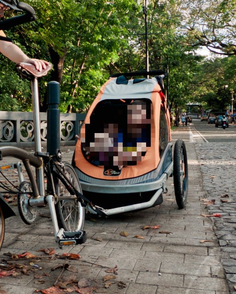 Via Velo Bicycle Kids Trailer (Category: Bicycles) located in Quezon City. Submitted by pedro_penduko (Listing ID 1389863578, Image 2). Description: For Sale Via Velo Bike and Jogging Trailer Convertible to Bike and Jogging Trailer Complete parts and accessories Collapsible for easy storage Aluminum Construction Can fit 2 kids Meet up or Pick up Crossroads Tandang Sora QC lalamove buyers pays for the shipping.