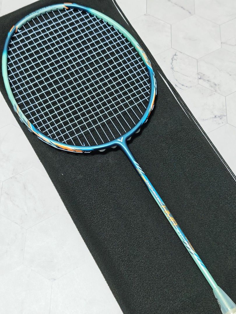 Victor Truster HMR Pro Hammer Pro Badminton Racket, Sports Equipment ...