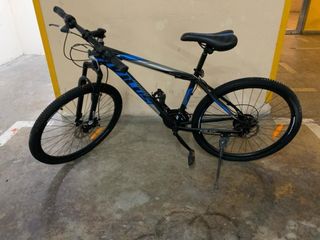 (Category: ) located in . Submitted by amit1510 (Listing ID 1389882704, Image 1). Description: .