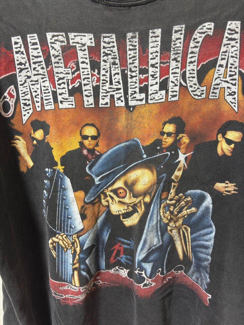 Vintage metallica shirt (Category: Tshirts & Polo Shirts ) located in Calamba. Submitted by bonsaythrift (Listing ID 1389953807, Image 3). Description: Pm po sa details.
