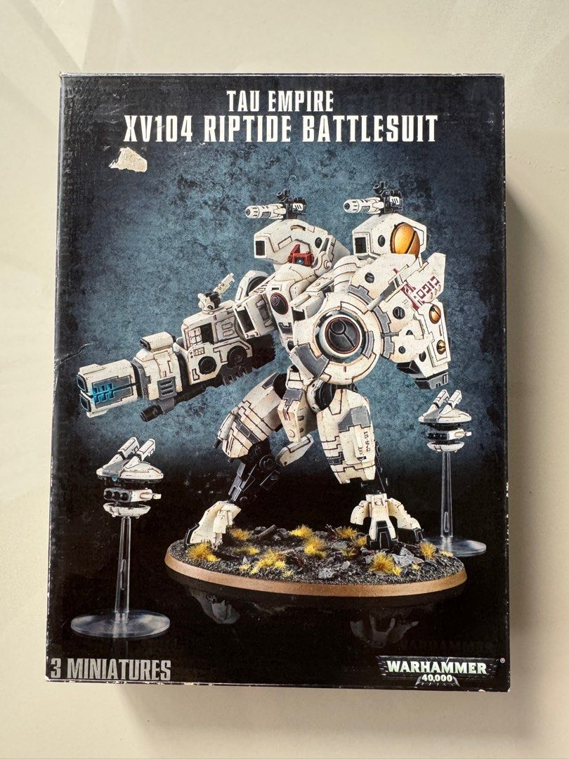 Warhammer 40k Tau XV104 Riptide, Hobbies & Toys, Toys & Games on Carousell