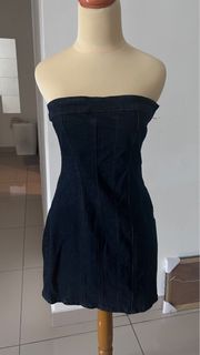 (Category: ) located in . Submitted by hipreloved (Listing ID 1389850392, Image 1). Description: .