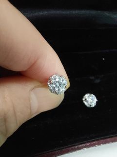 （分類：）位於 。 由 seew246 提交（商品編號 1384800175，圖片 1）。簡介： 。