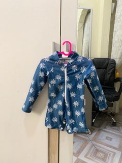 (Kategori: ) berada di . Dikirim oleh lemari_hisyam (ID iklan 1384666584, Gambar 1). Deskripsi: .