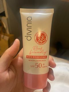 由 kkk21876555 (刊登 ID 1384795990，圖片 1) 提交，位於 的 (類別：)，說明：。