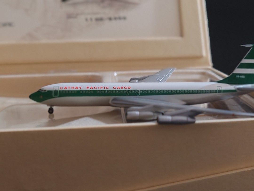 Cathay Pacific 60周年記念航空機モデル707-300 1:400 Cathay Pacific 60周年記念航空機モデル707-300 1:400 Cathay