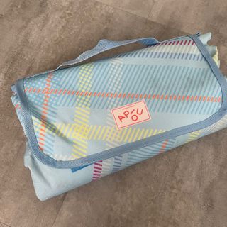 由 evonnelee0209 (刊登 ID 1384702243，圖片 1) 提交，位於 的 (類別：)，說明：。