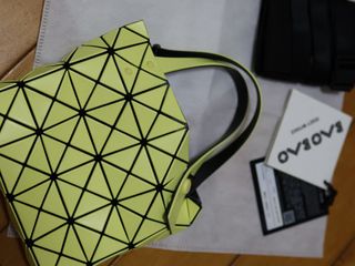 由 sharkbb (刊登 ID 1384794324，圖片 1) 提交，位於 的 (類別：)，說明：。