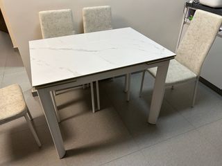 （分類：）位於 。 由 terrycchan 提交（商品編號 1384804828，圖片 1）。簡介： 。