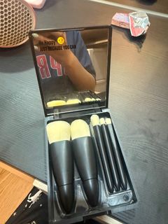 由 arinatlin (刊登 ID 1384637194，圖片 1) 提交，位於 的 (類別：)，說明：。