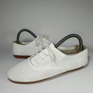 (Kategori: ) berada di . Dikirim oleh hendri2shoes (ID iklan 1384636131, Gambar 1). Deskripsi: .