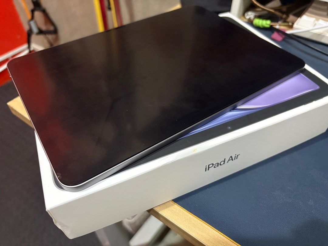 Apple iPad Air M2 128GB WIFI (Category: iPad) located in Cainta. Submitted by herbiboy802 (Listing ID 1384706096, Image 2). Description: Original Apple iPad Air M2 - Original Apple iPad Air M2 - 128 GB wifi - Space Gray - Complete box and accessories; BRAND NEW and UNUSED USB-C Charge Cable, and USB-C Power Adapter - Battery Health 99%; Cycle Count at 94 - First owner; bought last August 27, 2024 from Appstore Gadgets PH in Greenhills - Apple Car