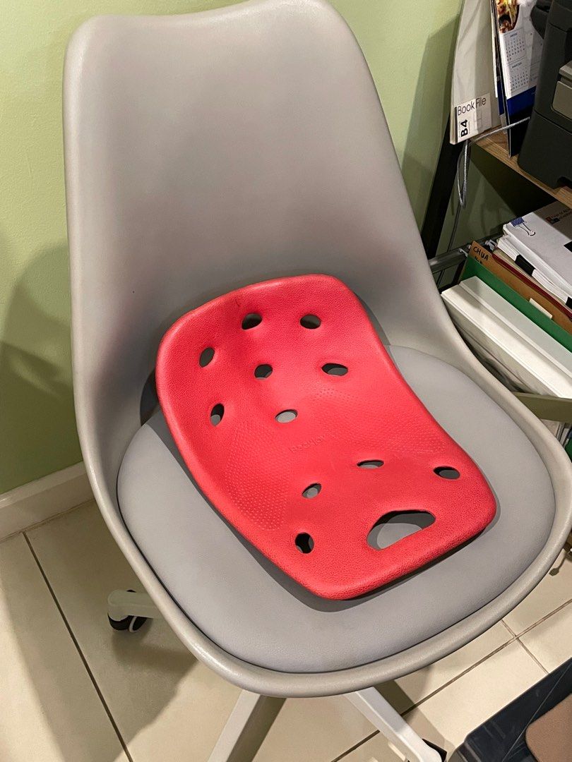 Back Joy SitSmart Posture Plus (Category: Braces, Support & Protection) located in Quezon City. Submitted by hoardroom (Listing ID 1384749474, Image 2). Description: Used - Color red Relieve back pain and sit in comfort wherever you go Waterproof *Cant be left in direct sunlight .