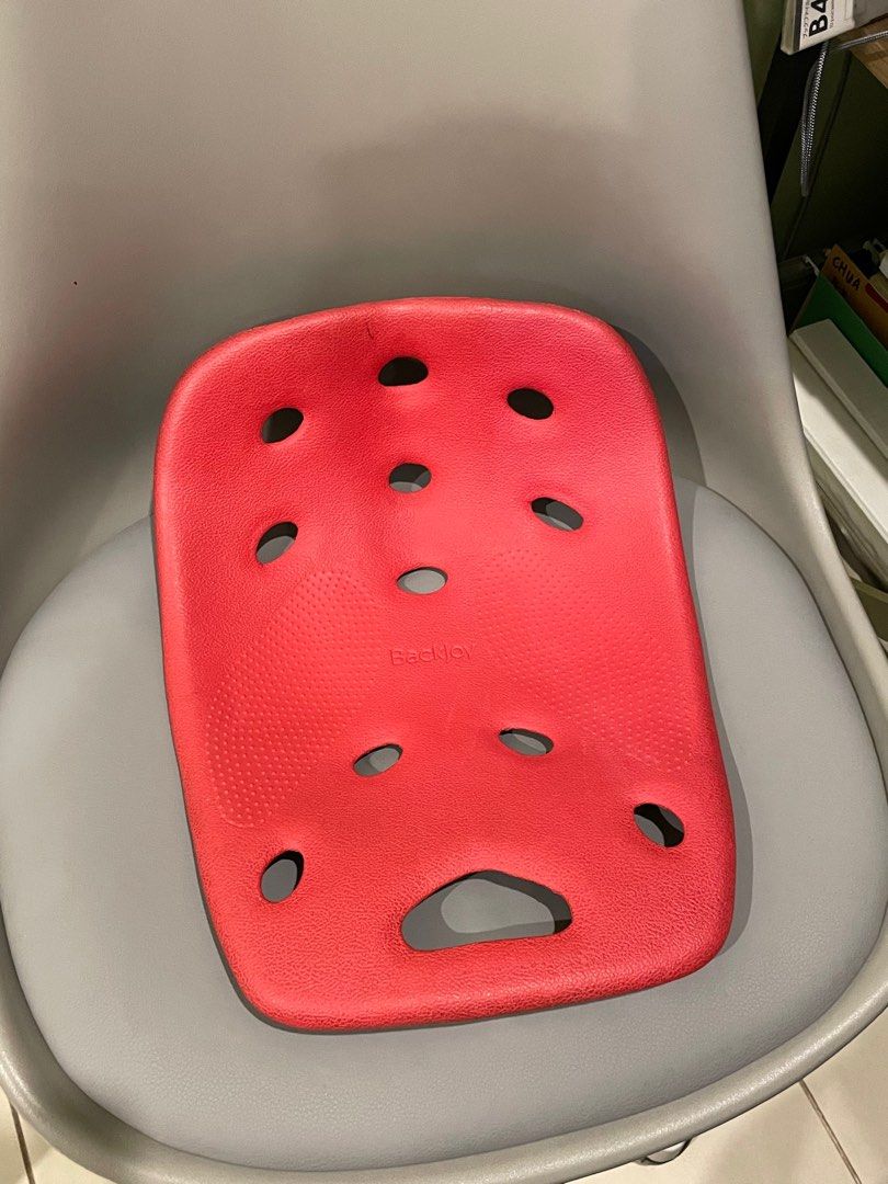 Back Joy SitSmart Posture Plus (Category: Braces, Support & Protection) located in Quezon City. Submitted by hoardroom (Listing ID 1384749474, Image 1). Description: Used - Color red Relieve back pain and sit in comfort wherever you go Waterproof *Cant be left in direct sunlight .