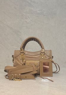 (Kategori: ) berada di . Dikirim oleh prelovedsecondbyputri (ID iklan 1384800206, Gambar 1). Deskripsi: .
