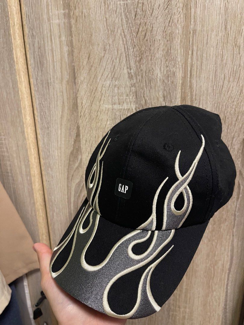 Balenciaga x Gap x Yeezy Flame Cap (Category: Caps & Hats) located in Quezon City. Submitted by juststuff07 (Listing ID 1384795183, Image 3). Description: - ONHAND, READY TO SHIP - Worn only once for a short period of time. Doesn't really fit my head shape lol. - Great details - No issues.