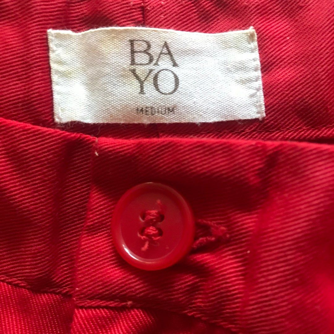 Bayo red shorts (Category: Shorts) located in San Pedro. Submitted by andr39 (Listing ID 1384770939, Image 3). Description: Bayo red shorts for women. Tagged as medium. Approximate measurements when laid flat: W: 15” (30”) L: 11” Condition: 9.5/10 📍Location: San Pedro City, Laguna Mop: Gcash ❗️No pictures when worn ❗️Color may vary from actual item due to lighting or phone settings.