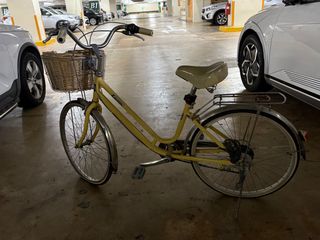 (Category: ) located in . Submitted by moving_out_clearance (Listing ID 1384663914, Image 1). Description: .