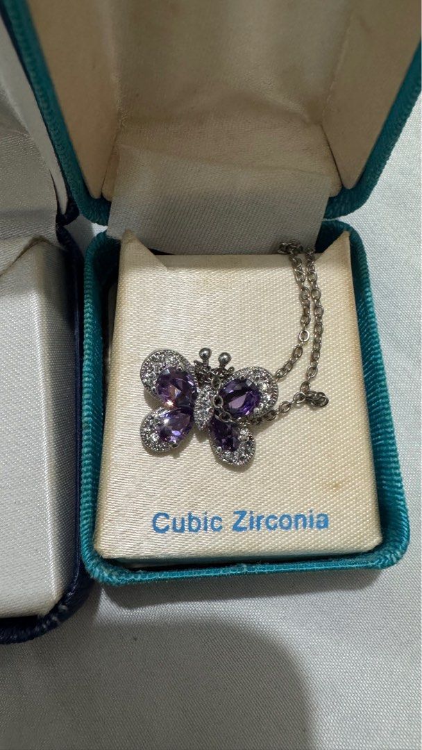 Butterfly Necklace (Category: Necklaces) located in Makati City. Submitted by larayne (Listing ID 1384651644, Image 2). Description: .