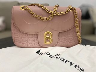 (Kategori: ) berada di . Dikirim oleh tiaraoktal03588 (ID iklan 1384667592, Gambar 1). Deskripsi: .