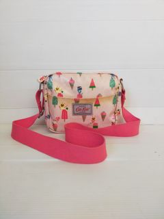 (Kategori: ) berada di . Dikirim oleh m.w_secondshop92 (ID iklan 1384808313, Gambar 1). Deskripsi: .