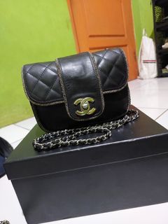 (Kategori: ) berada di . Dikirim oleh happyseconddthrif (ID iklan 1384814734, Gambar 1). Deskripsi: .