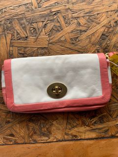 (Kategori: ) berada di . Dikirim oleh preloved.byzhr (ID iklan 1384707825, Gambar 1). Deskripsi: .