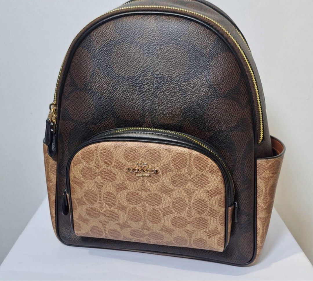 Coach medium court backpack (Category: Luxury Bags & Wallets) located in Calamba. Submitted by biyanggg (Listing ID 1384788084, Image 1). Description: Plus sf.
