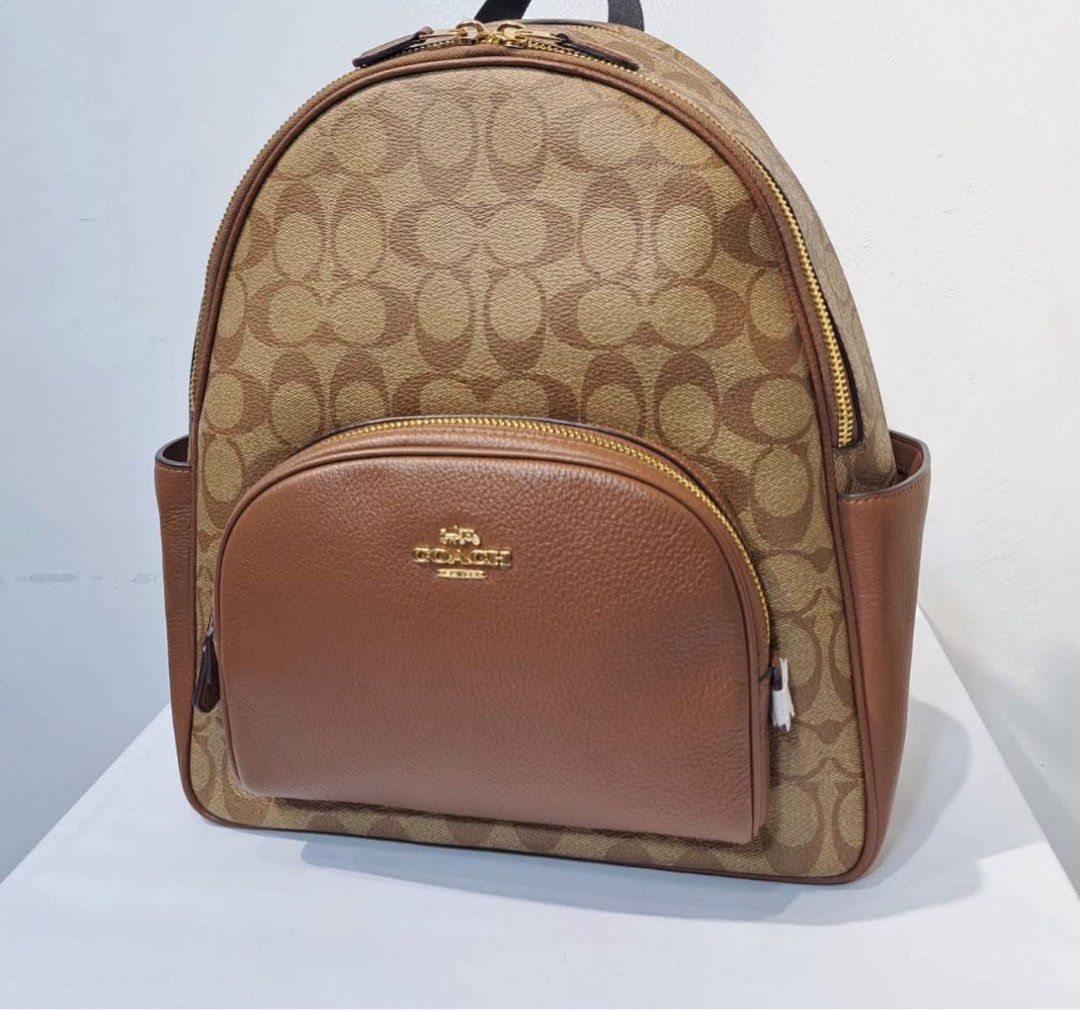 Coach medium court backpack (Category: Luxury Bags & Wallets) located in Calamba. Submitted by biyanggg (Listing ID 1384788084, Image 2). Description: Plus sf.