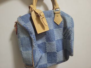 （分類：）位於 。 由 _collect__ 提交（商品編號 1384829186，圖片 1）。簡介： 。