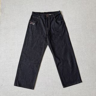 (Category: ) located in . Submitted by moneygarments (Listing ID 1384669137, Image 1). Description: .