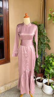 (Kategori: ) berada di . Dikirim oleh gothrift._ (ID iklan 1384696356, Gambar 1). Deskripsi: .